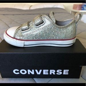 Converse Chuck Taylor All Star 2V Ox Shoes